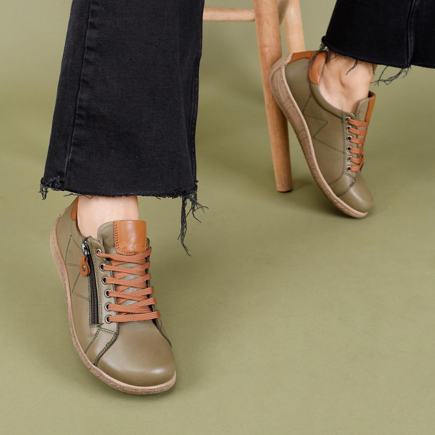 Dobran Kadın Hakiki Deri Yeşil Taba Günlük Ayakkabı