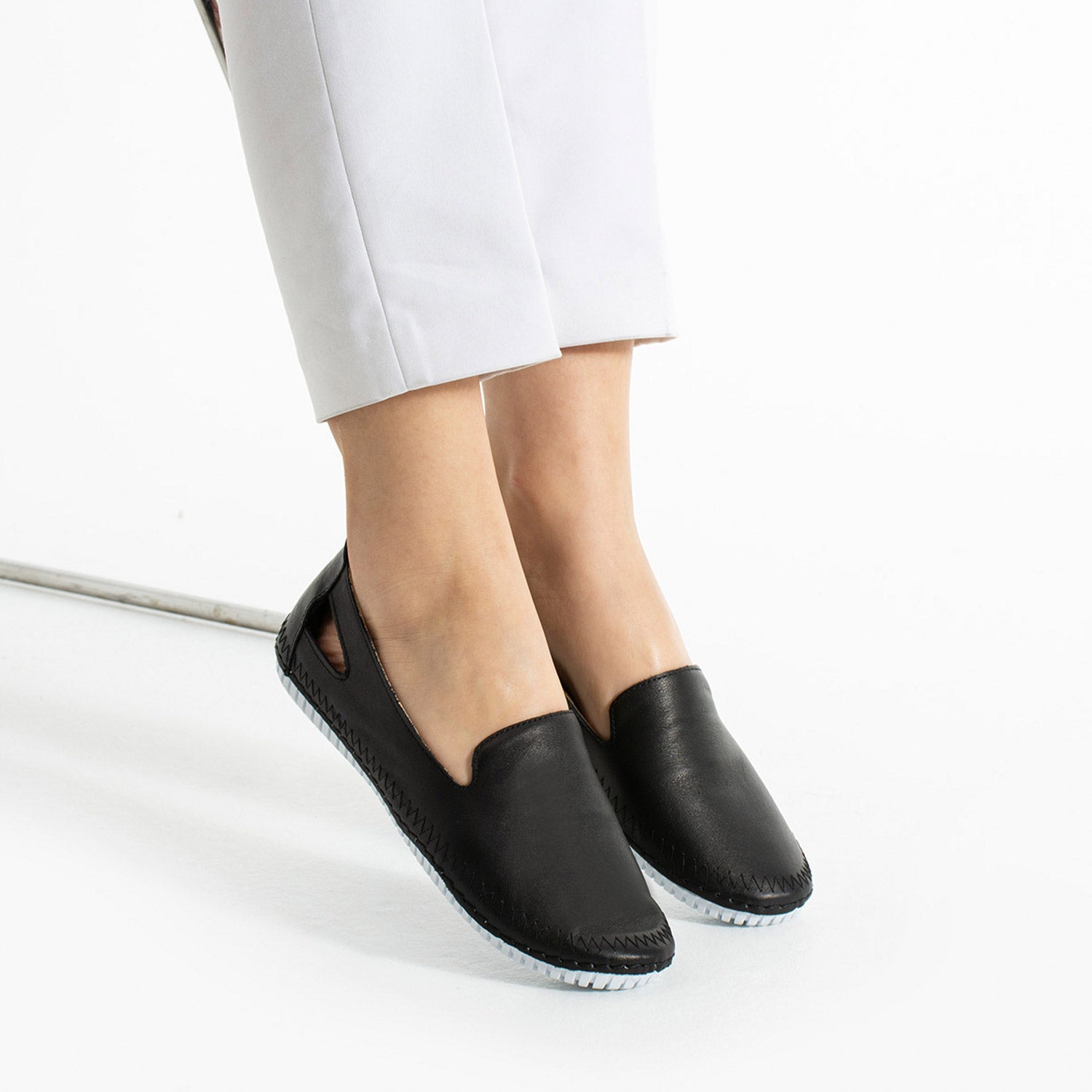 Thur Kadın Hakiki Deri Siyah Babet Ayakkabı