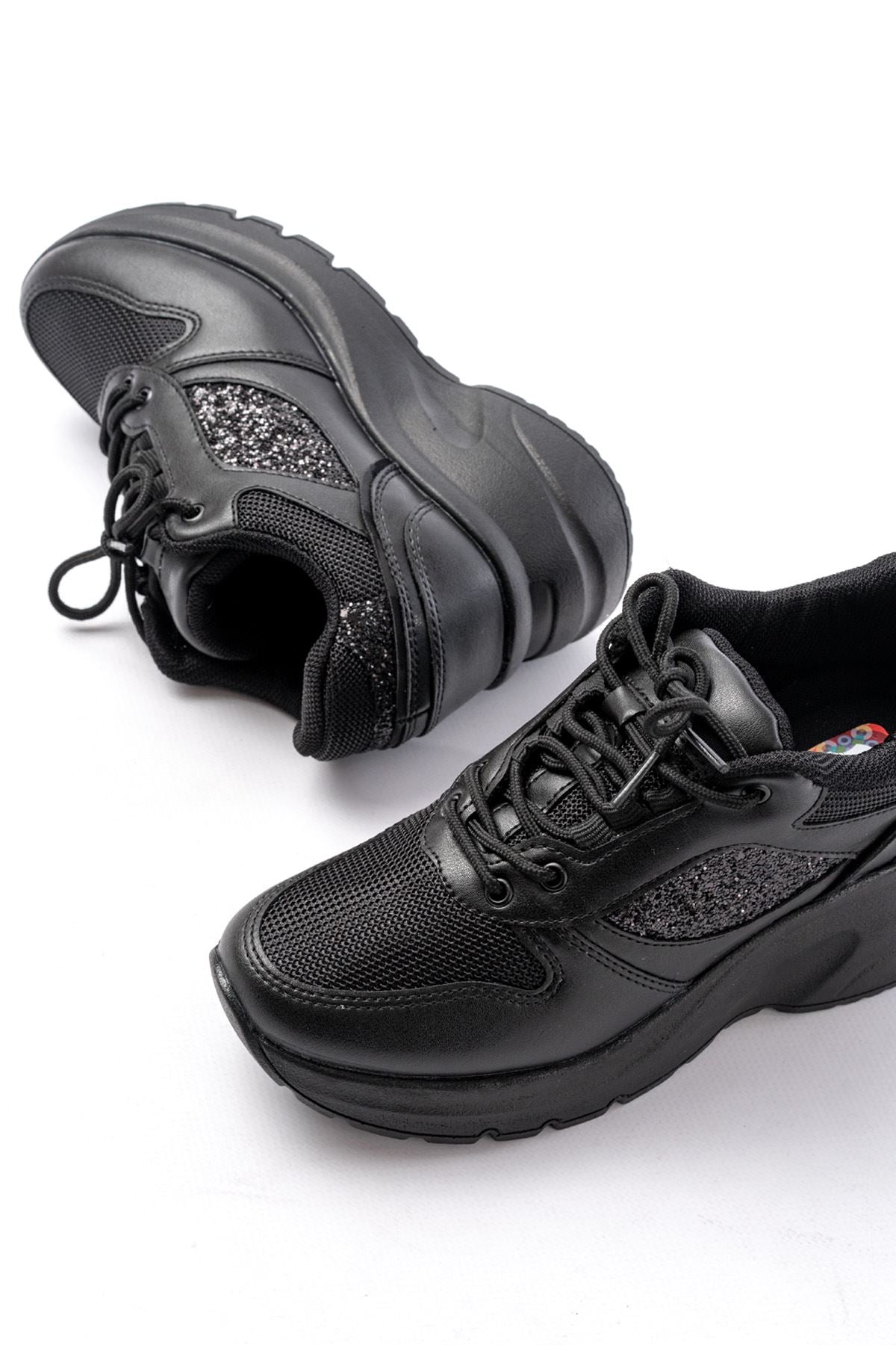 Macalu Kadın Siyah Fileli Taşlı Spor Ayakkabı