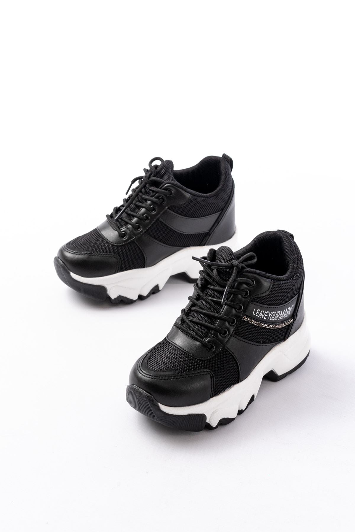 Wensy Kadın Siyah Fileli Bağcıklı Gizli Topuklu Spor Ayakkabı
