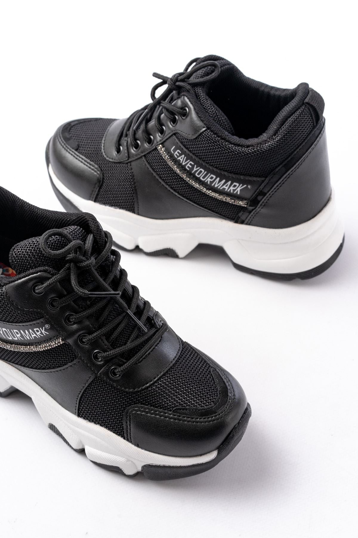 Wensy Kadın Siyah Fileli Bağcıklı Gizli Topuklu Spor Ayakkabı