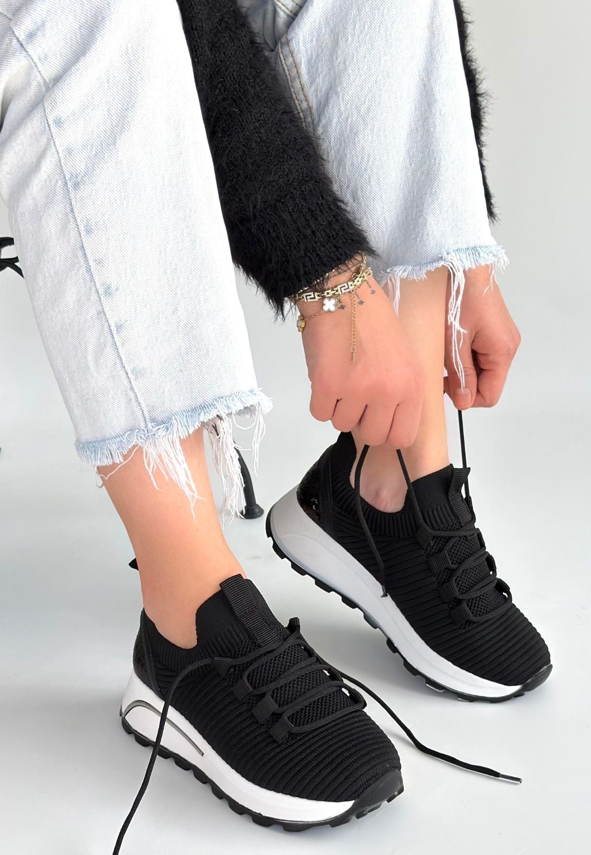 Feort Kadın Siyah Triko Bağcıklı Spor Ayakkabı