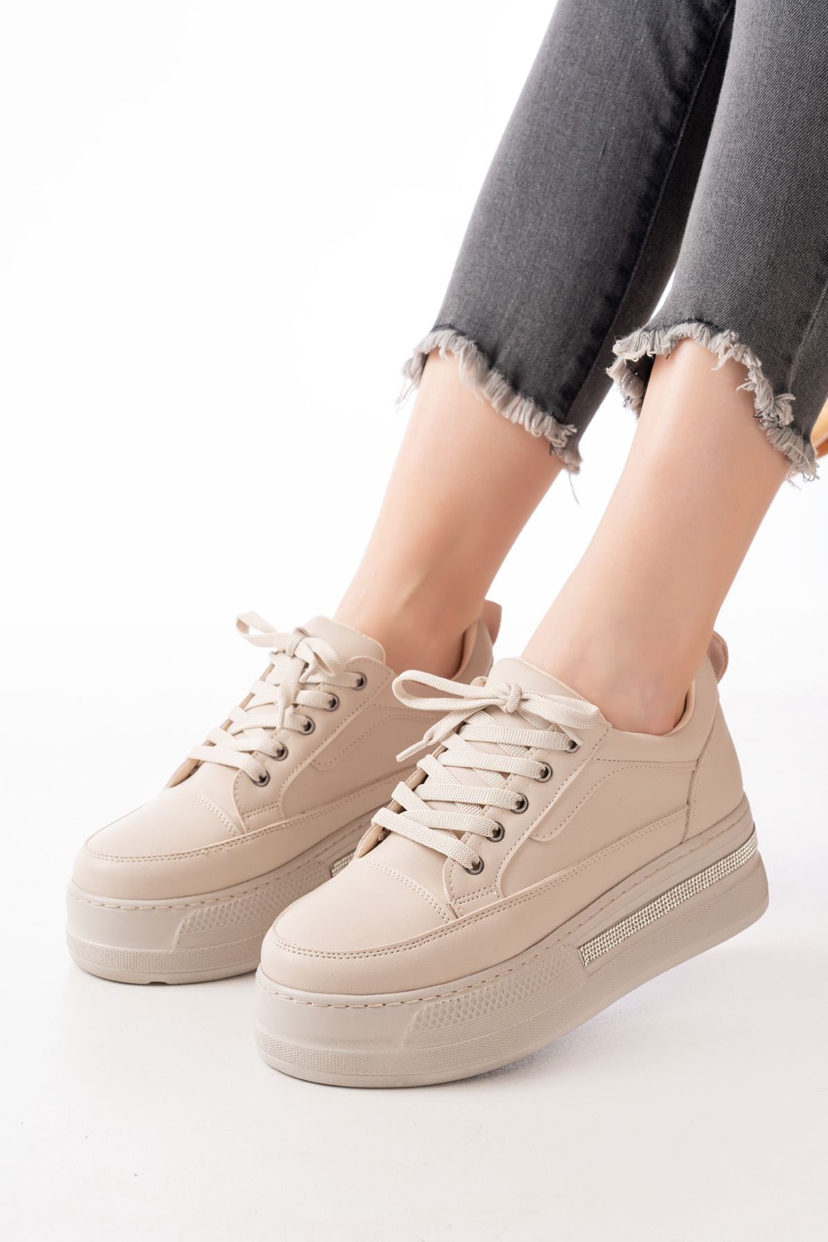 Senvia Kadın Nut Taş Aksesuarlı Spor Ayakkabı