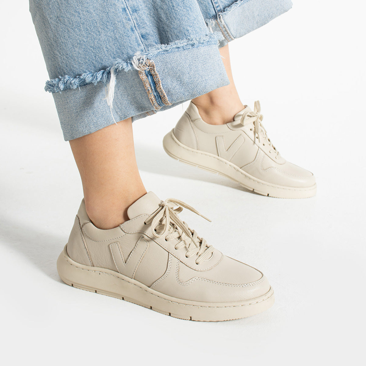 Ganer Kadın Hakiki Deri Bej Spor Ayakkabı