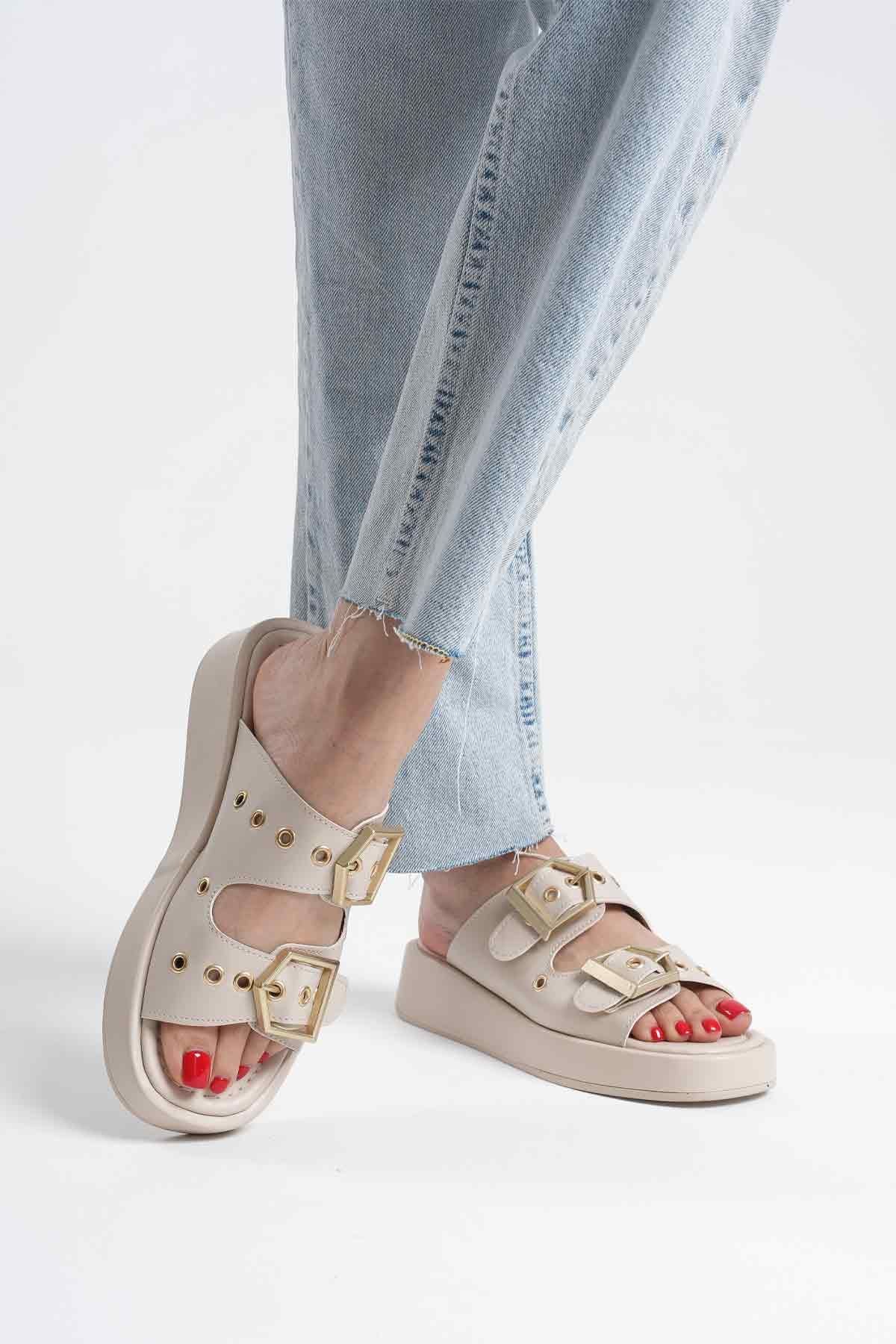 Glos Kadın Bej Terlik