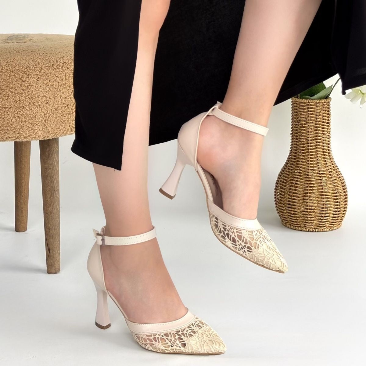 Hejja Kadın Bej Tül Detaylı Topuklu Ayakkabı