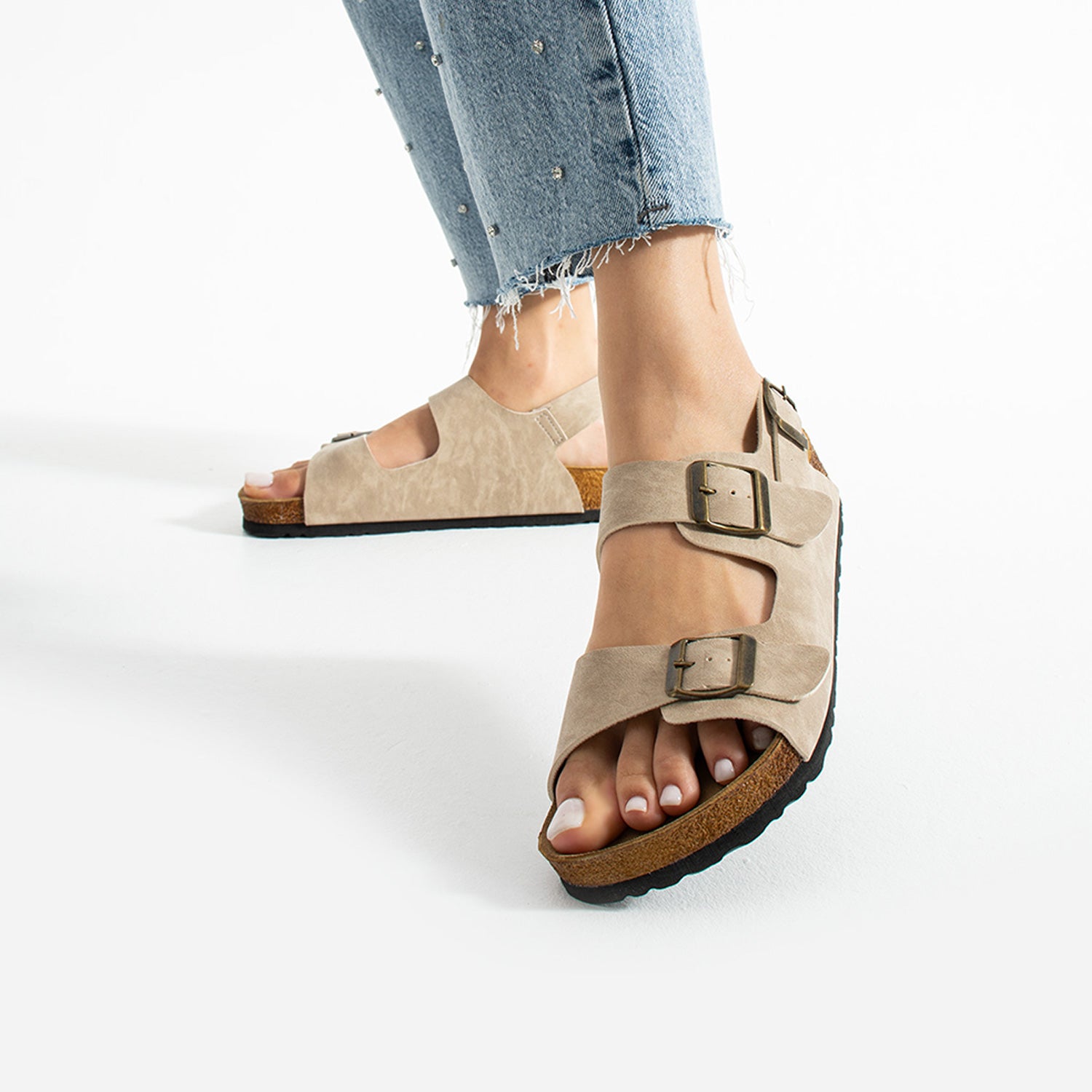 Holm Çift Tokalı Bej Kadın Sandalet