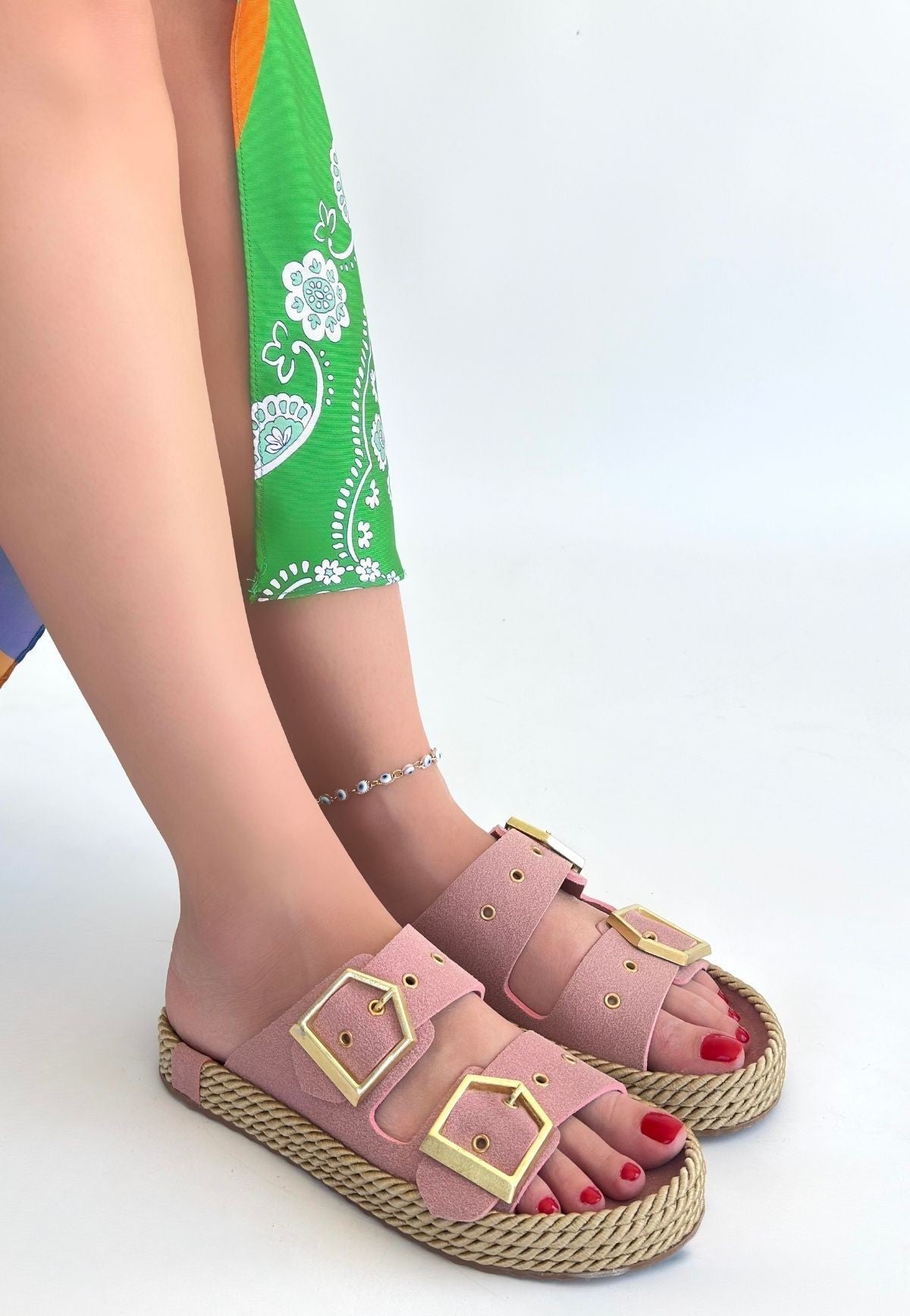 İces Kadın Pudra Nubuk Tokalı Terlik