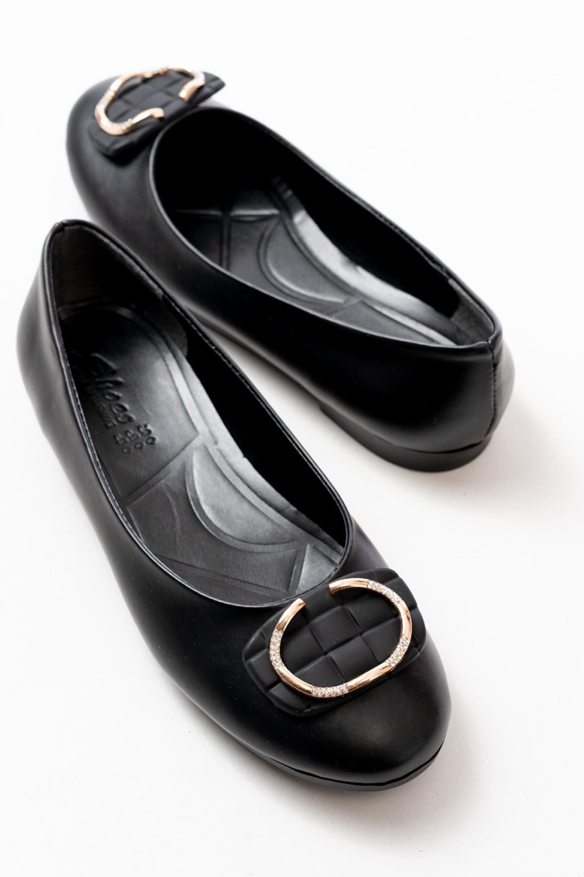 Cleren Siyah Tokalı Aksesuarlı Günlük Kadın Babet