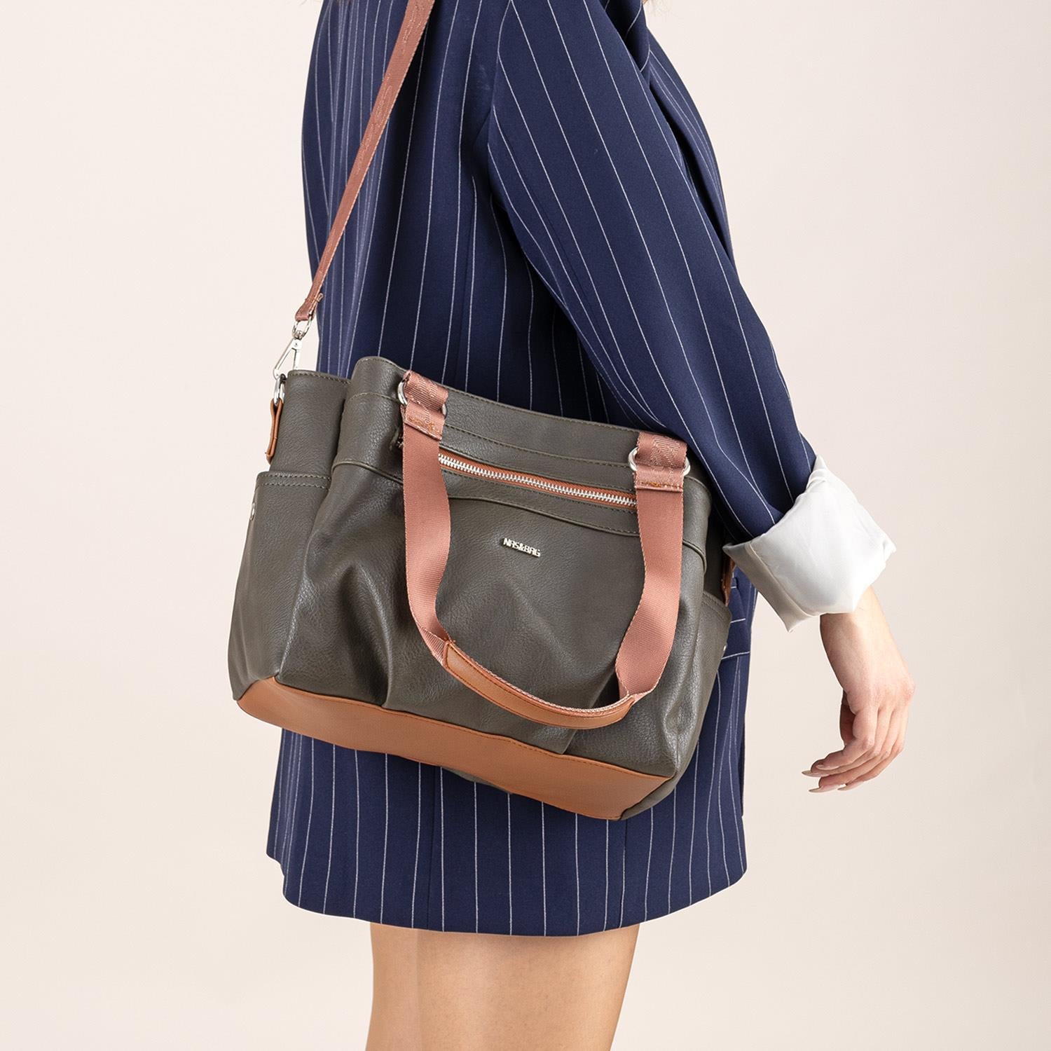 Juma Kadın Çift Saplı Omuz Çantası ve Çapraz Çanta