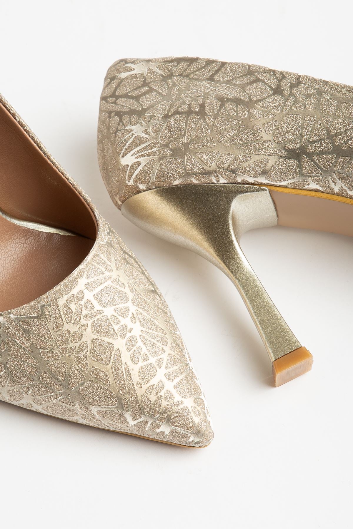 Aseng Gold Ağaç Kabuğu Desenli Kadın Topuklu Stiletto Ayakkabı