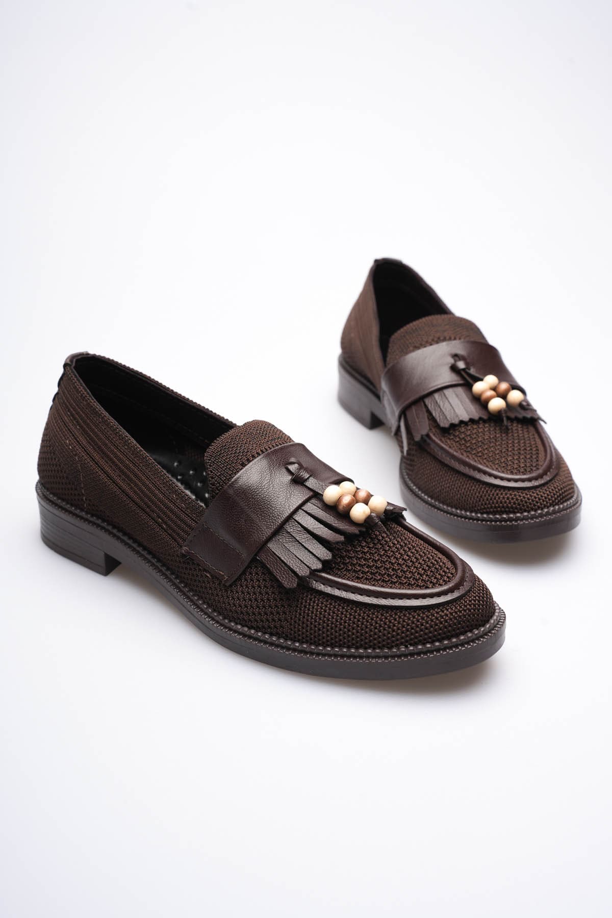 Monvia Kadın Acı Kahve Boncuk Püsküllü Loafer Ayakkabı