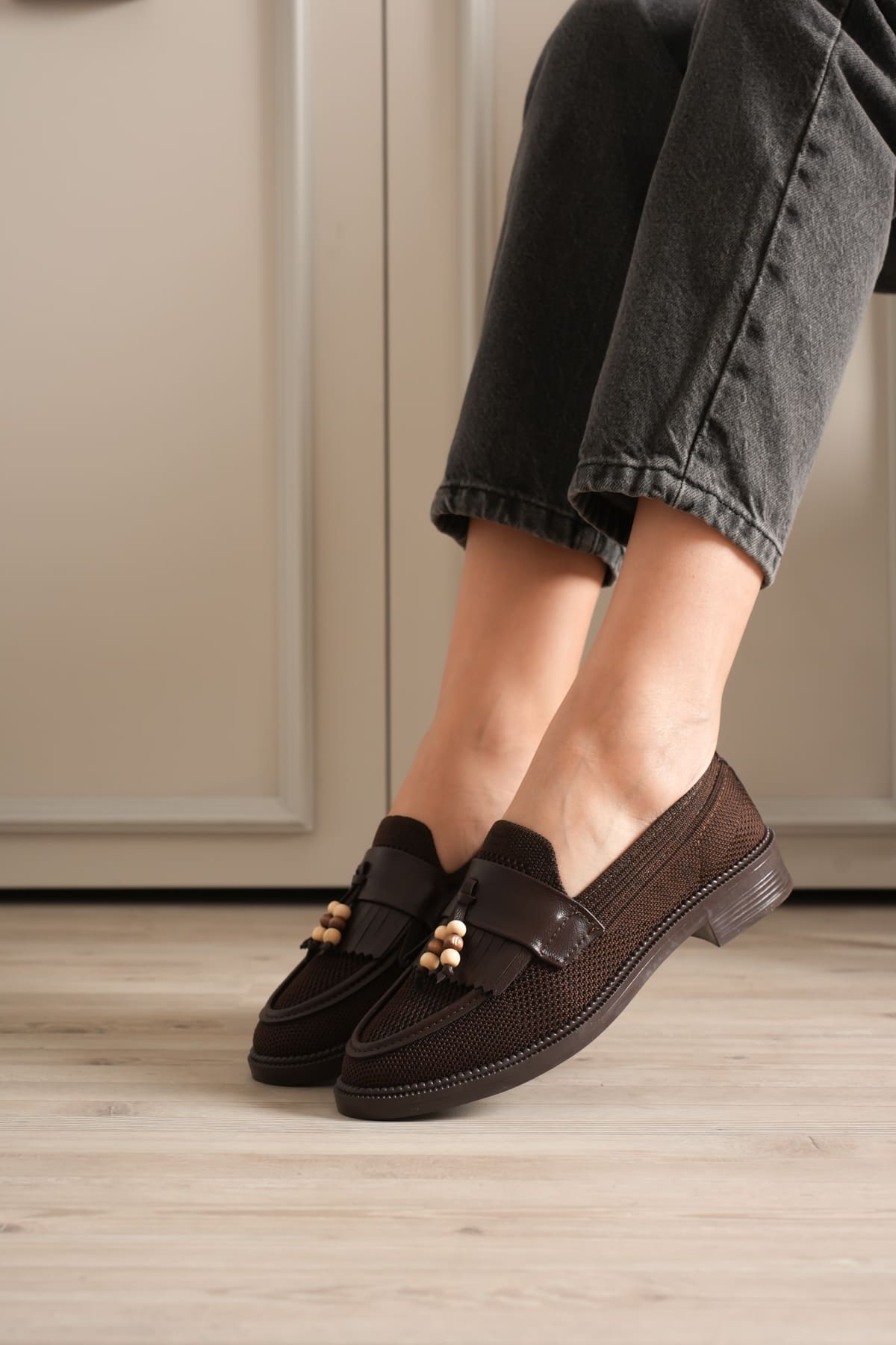 Monvia Kadın Acı Kahve Boncuk Püsküllü Loafer Ayakkabı