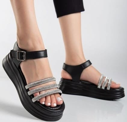 Lalen Kadın Taş Detaylı Kemerli Platform Sandalet