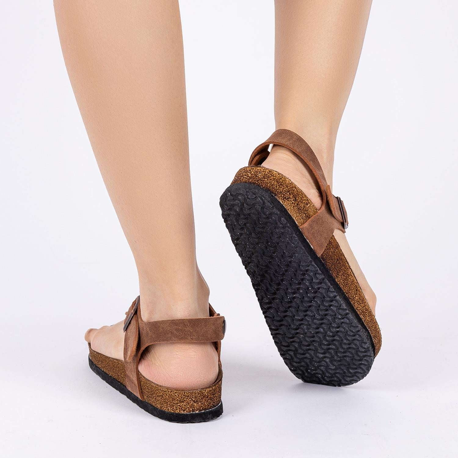 Larindo Kadın Taba Süet Parmak Arası Terlik