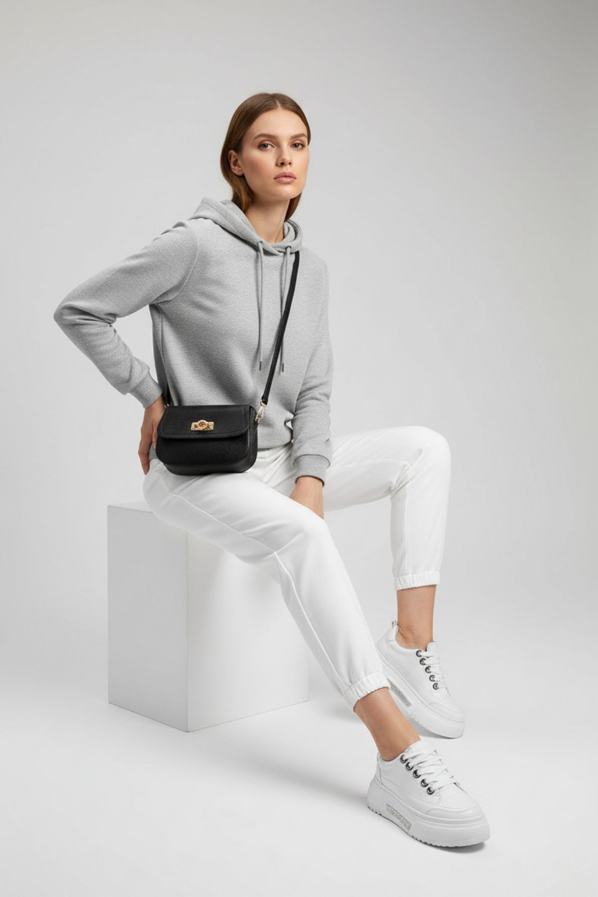 Sauran Kadın Beyaz Spor Ayakkabı