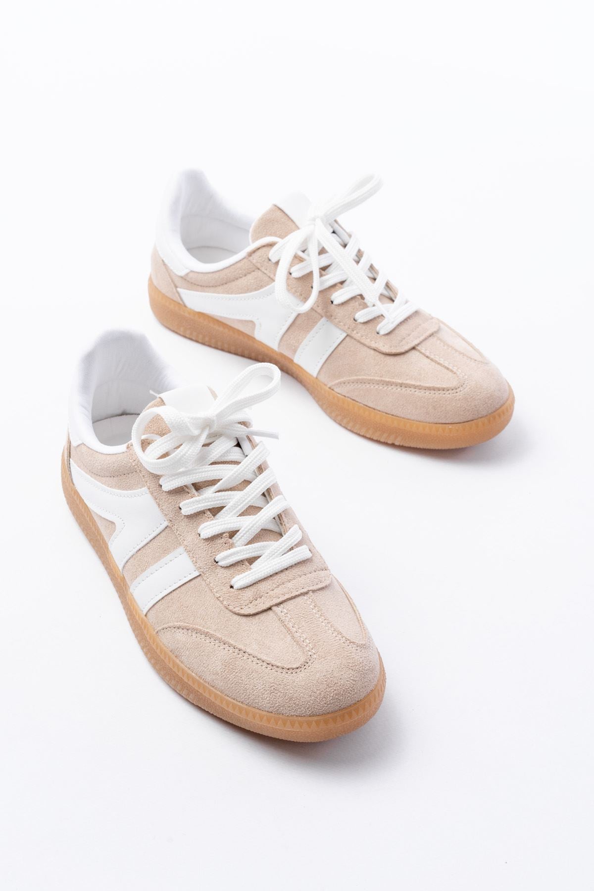 Pangma Kadın Bej Süet Bağcıklı Spor Ayakkabı