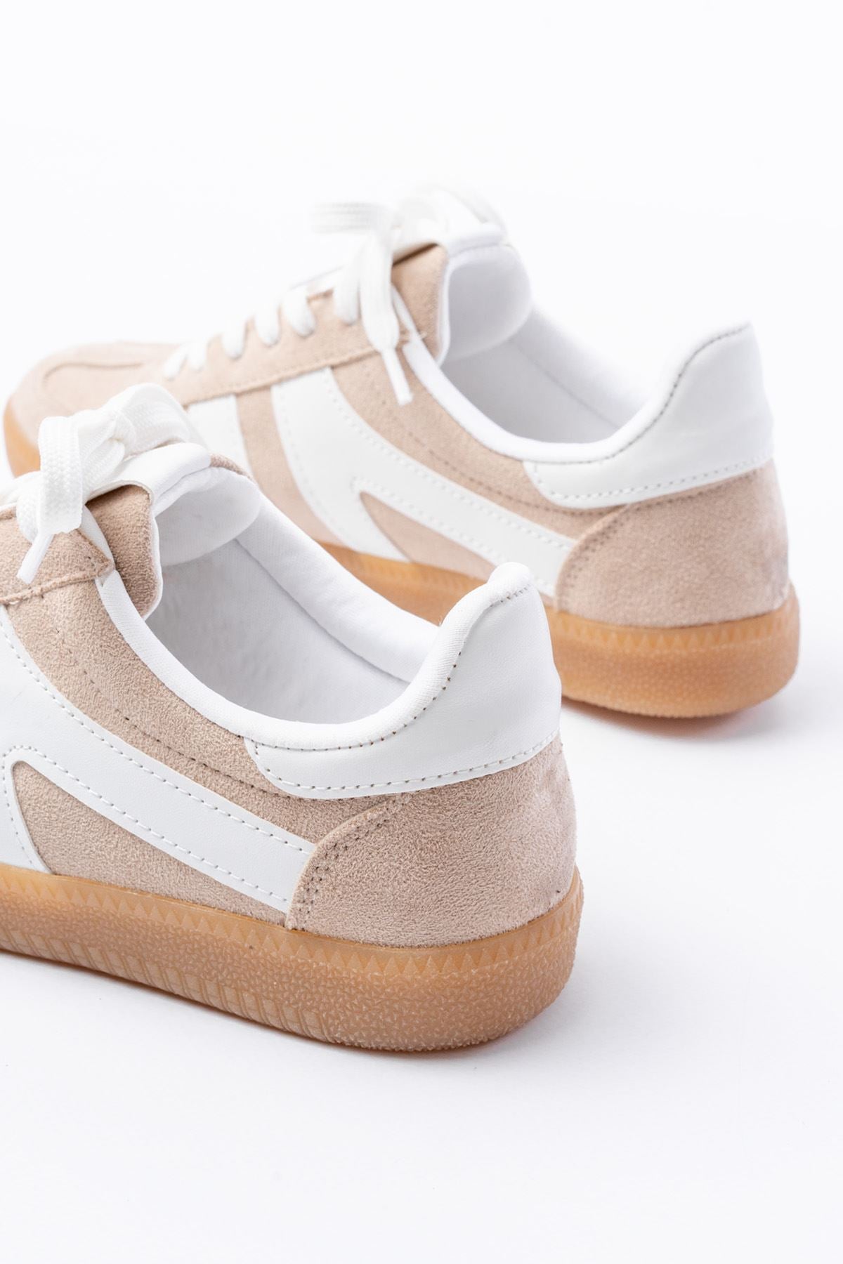 Pangma Kadın Bej Süet Bağcıklı Spor Ayakkabı