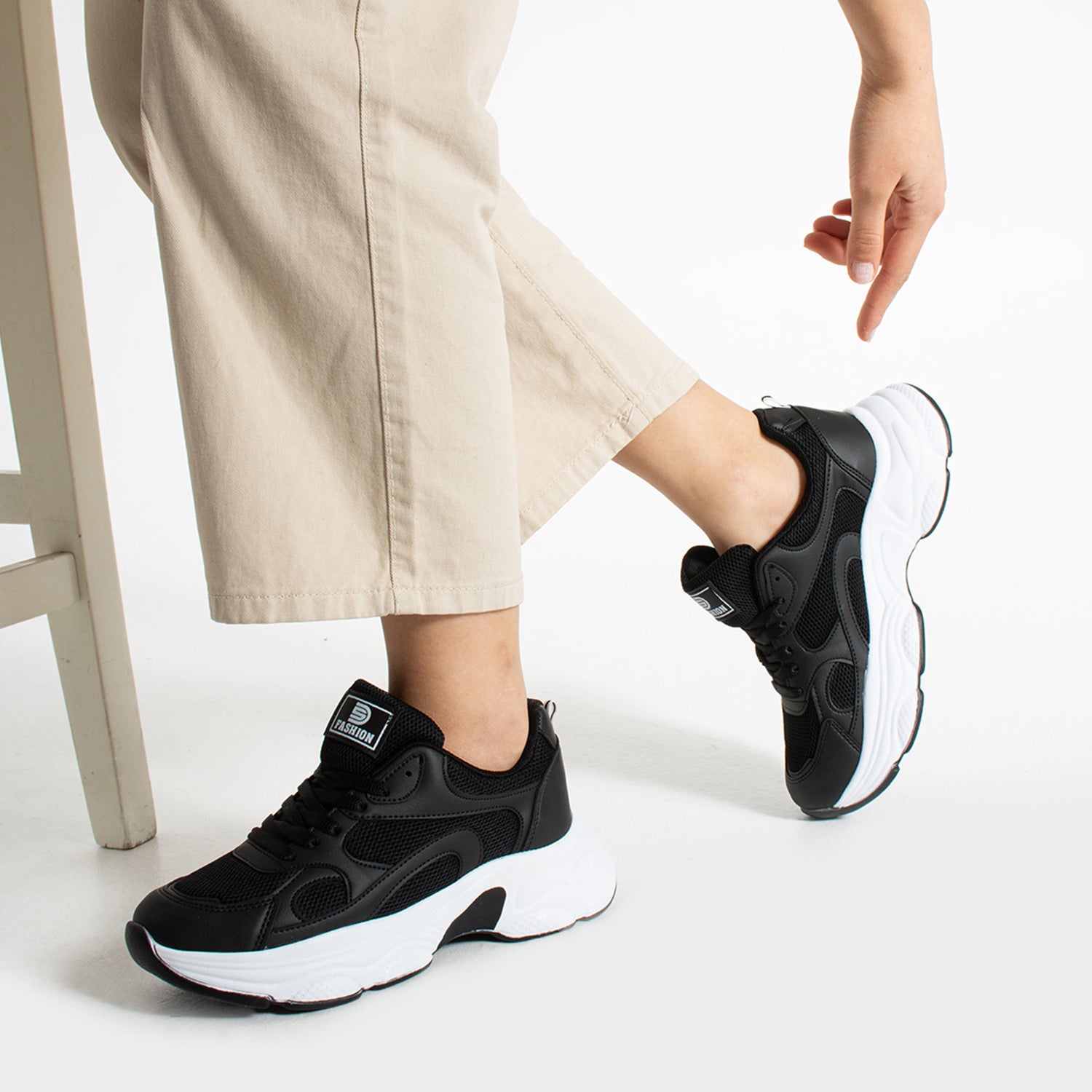 Nagen Kadın Siyah Beyaz Günlük Spor Ayakkabı