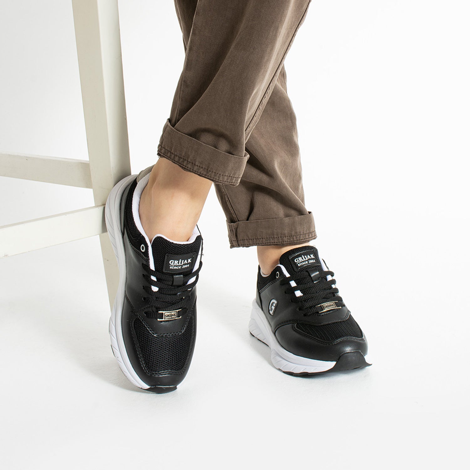 Nesra Kadın Günlük Siyah Beyaz Spor Ayakkabı