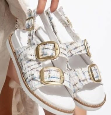 Olira Kadın Beyaz Parlak Tokalı Kemerli Sandalet