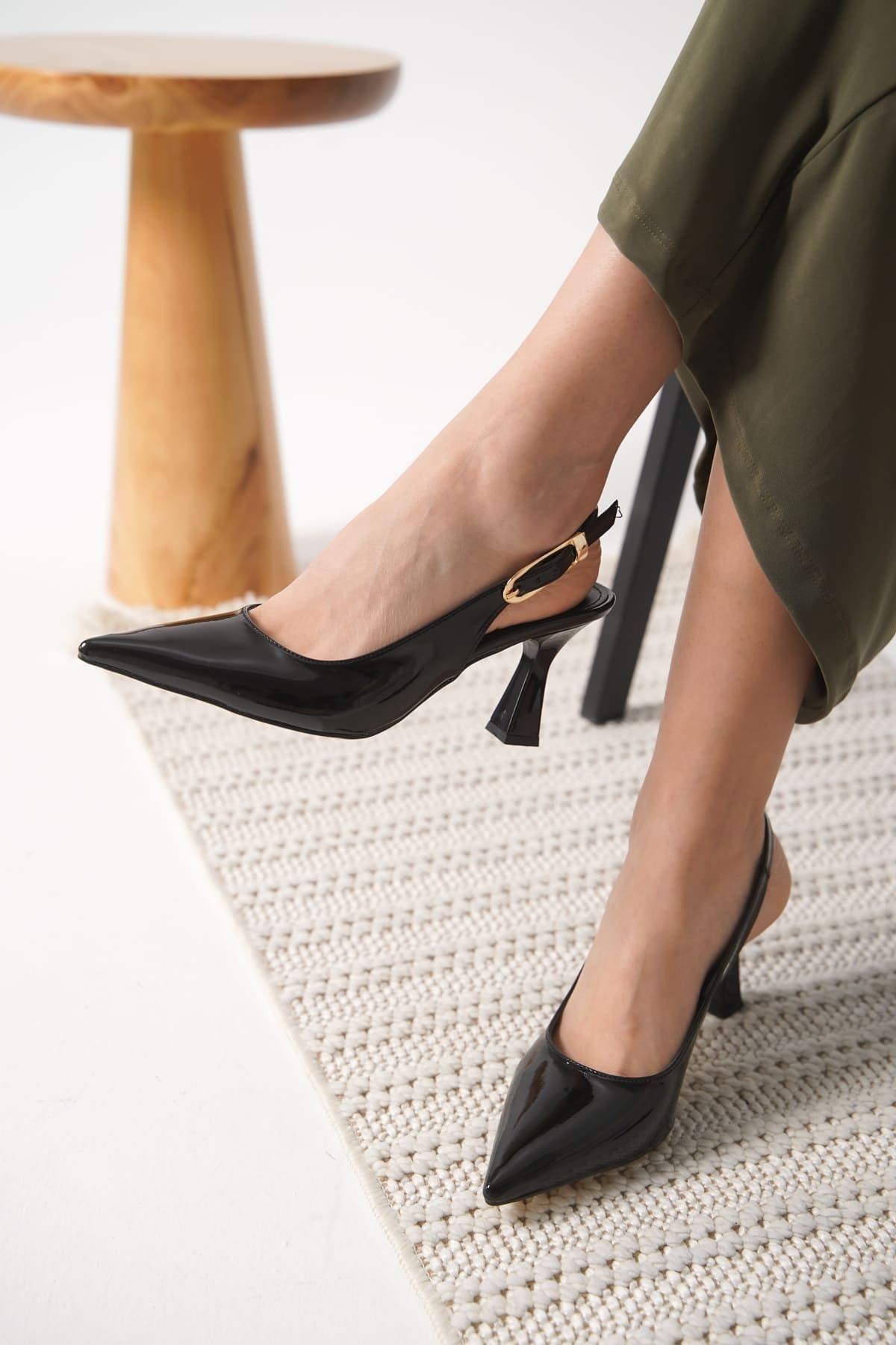 Ophelia Kadın Siyah Rugan İnce Topuklu Ayakkabı