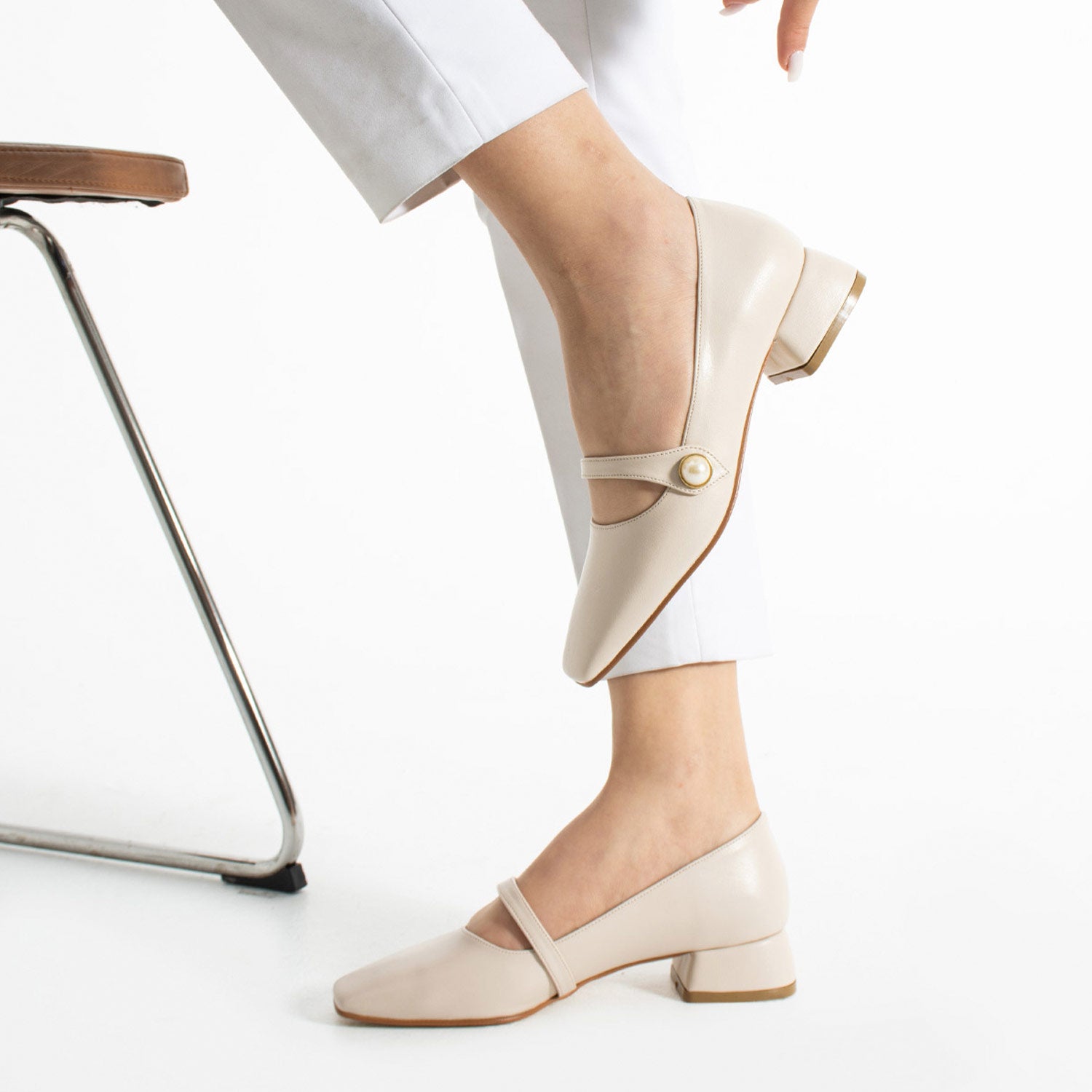 Pendle Kadın Bej Topuklu Babet Ayakkabı