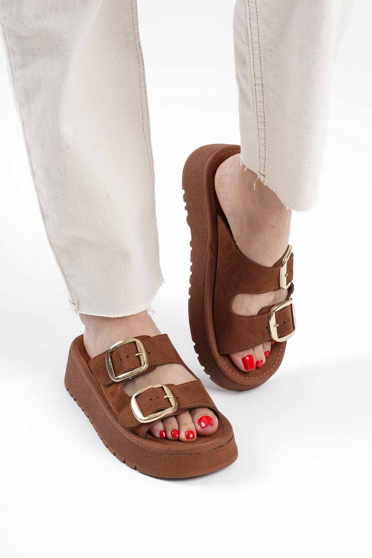 Place Kadın Süet Taba Terlik