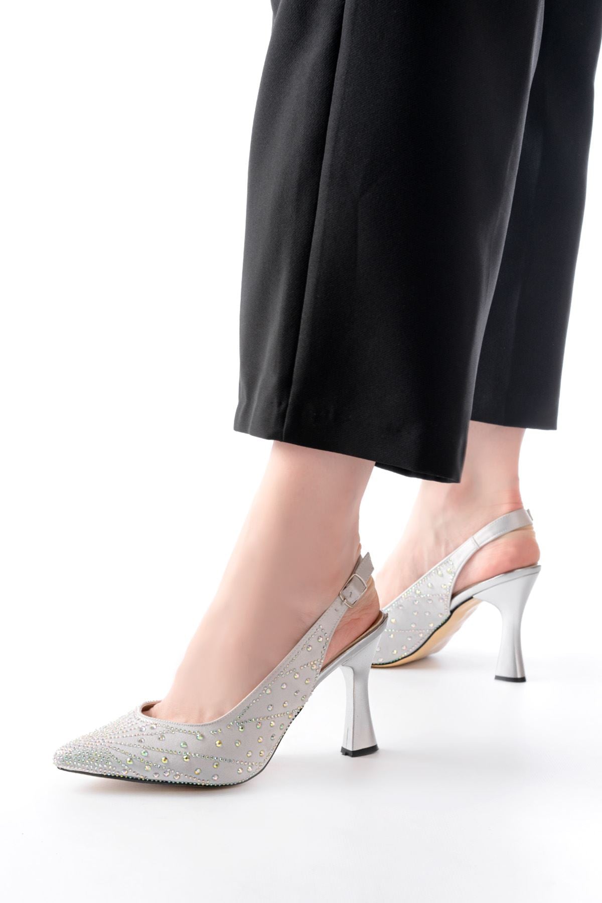 Mzagren Gümüş Arkası Açık Taş Aksesuarlı Kadın Topuklu Abiye Ayakkabı