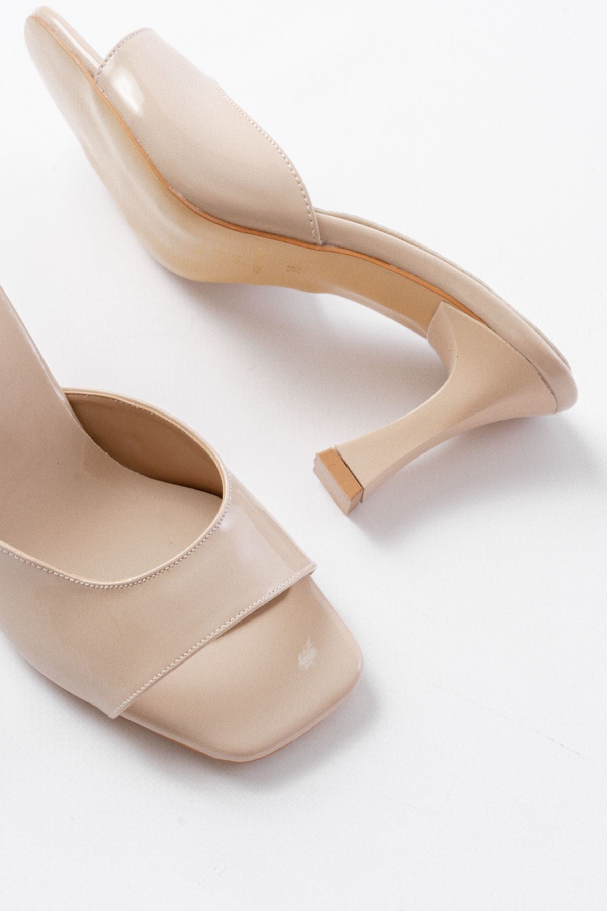 Nyheus Bej Rugan Topuklu Kadın Terlik