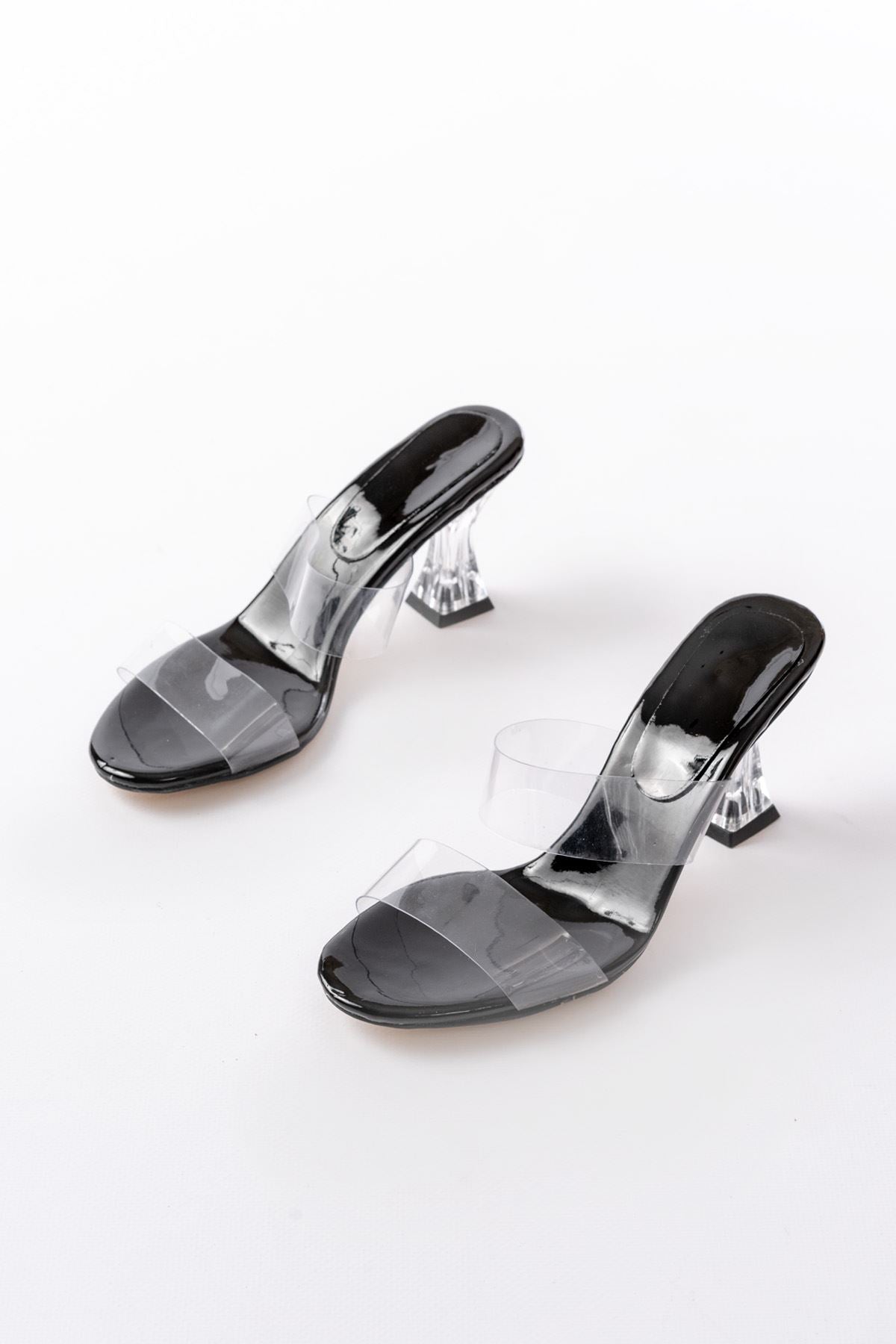 Ourenly Siyah Rugan Çift Bantlı Topuklu Kadın Terlik