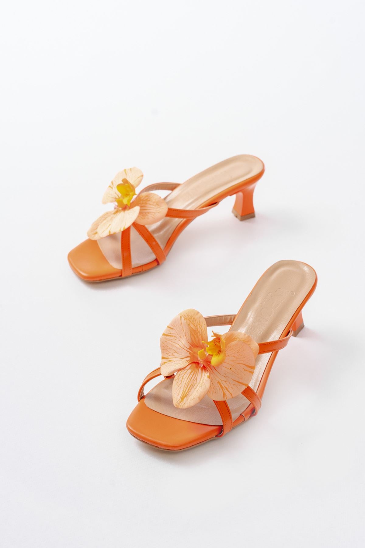 Felis Kadın Turuncu Orkide Detaylı Topuklu Terlik