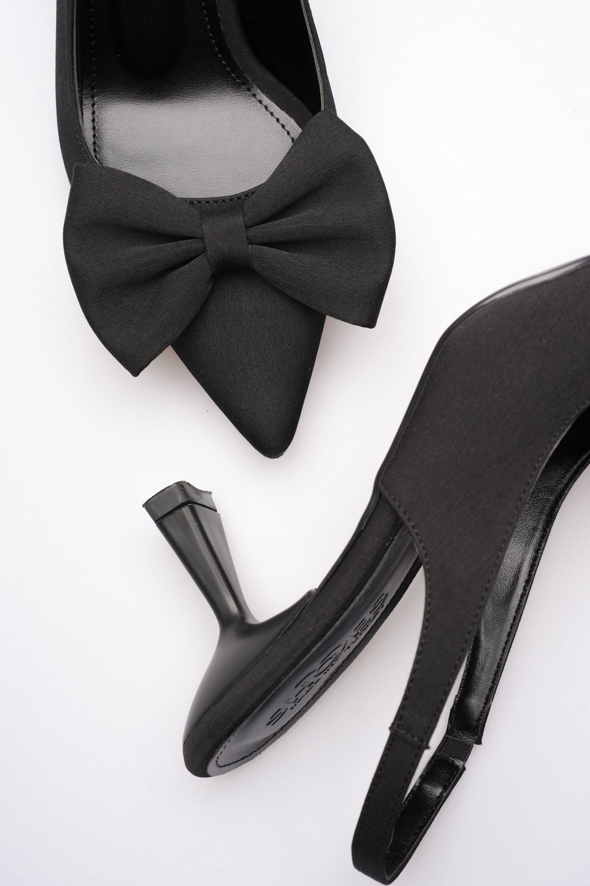 Solvia Kadın Siyah Fiyonklu Slingback Topuklu Ayakkabı