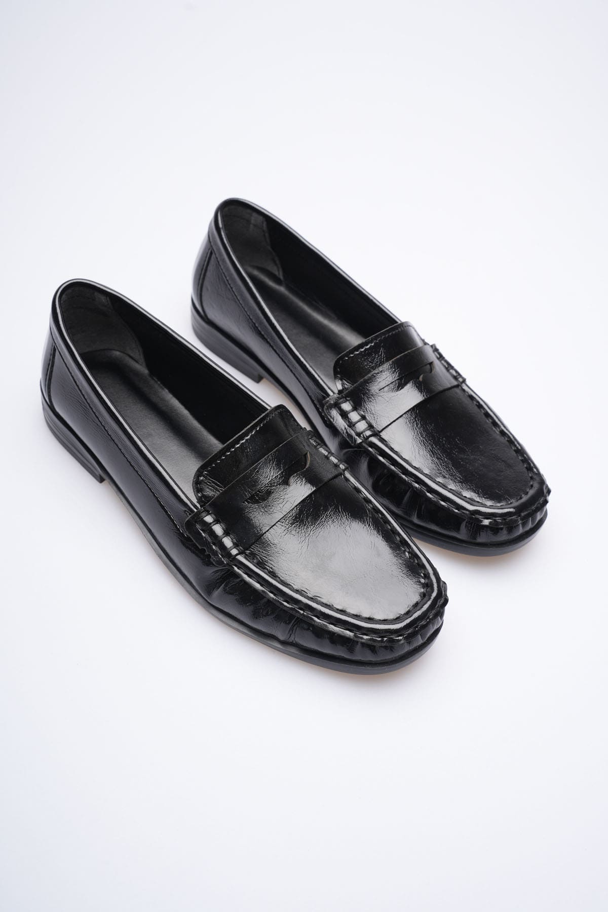 Kibel Siyah Parlak Deri Görünümlü Penny Loafer