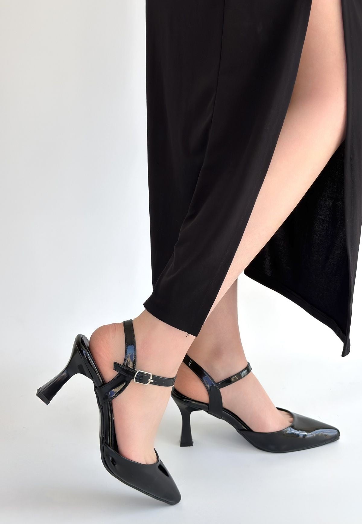 Suden Kadın Siyah Rugan Topuklu Ayakkabı