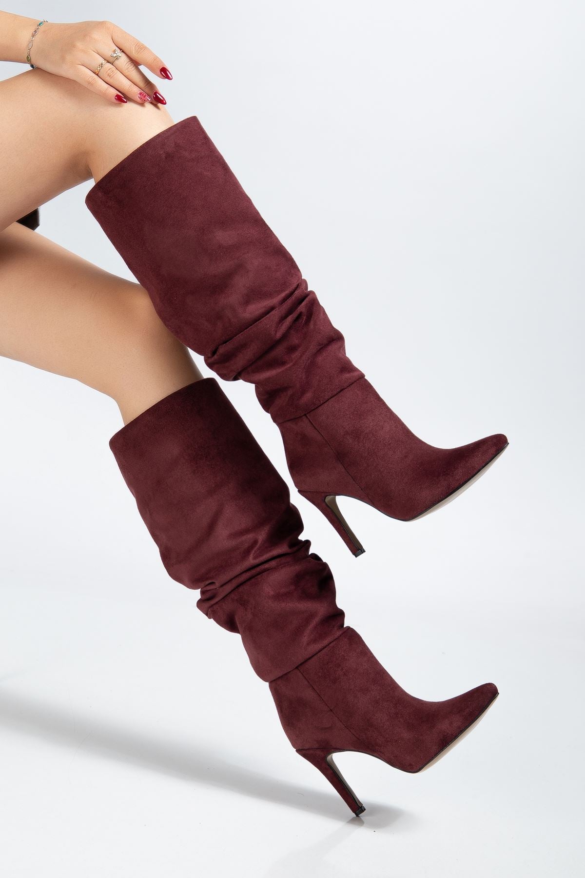 Benan Bordo Süet Körüklü İnce Topuklu Kadın Çizme