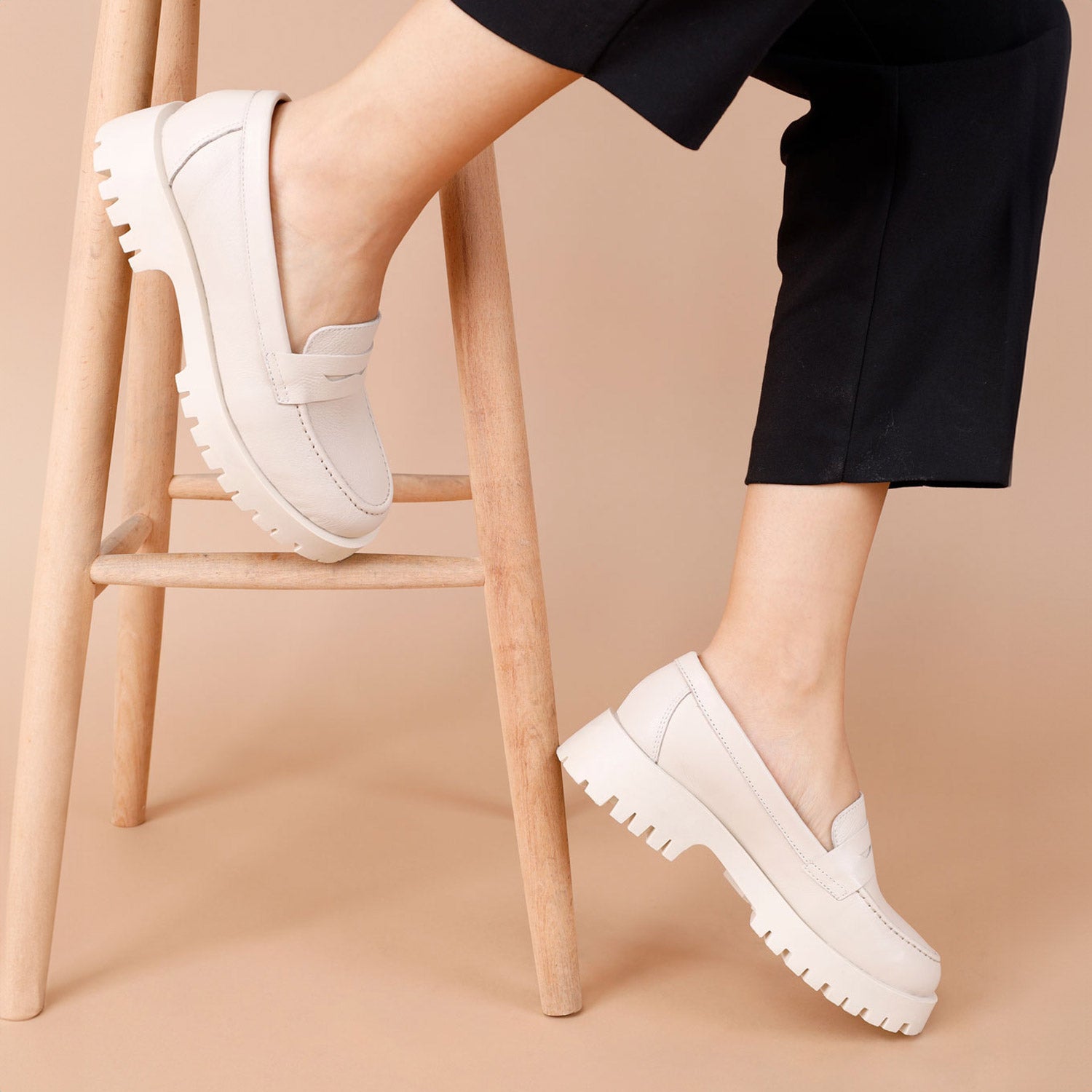 Tardeney Kadın Bej Hakiki Deri Loafer Ayakkabı