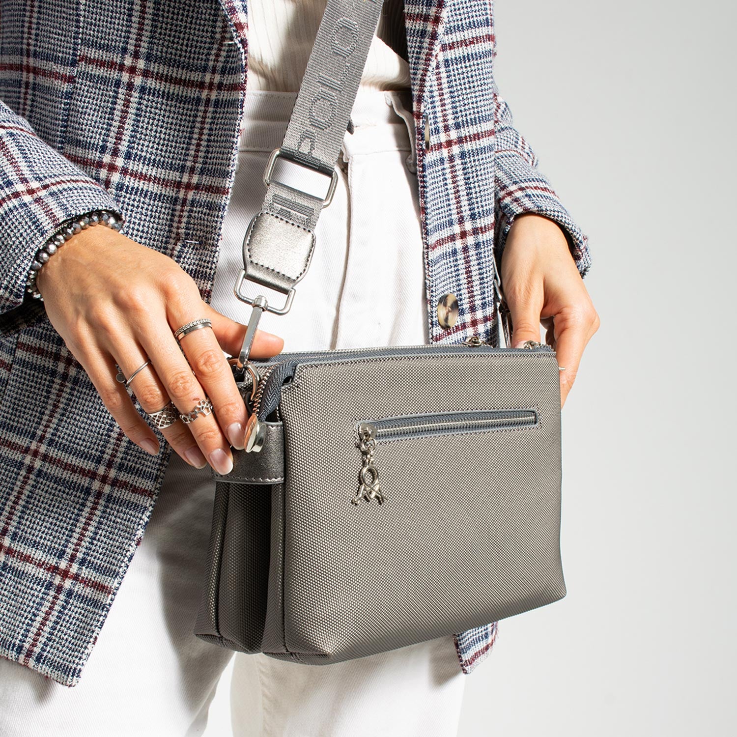 Tlea Kadın El Çantası ve Ayarlanabilir Askılı Çapraz Çanta