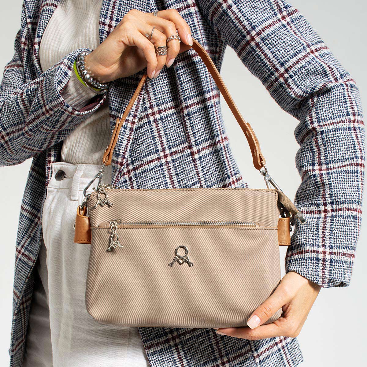 Tlea Kadın El Çantası ve Ayarlanabilir Askılı Çapraz Çanta