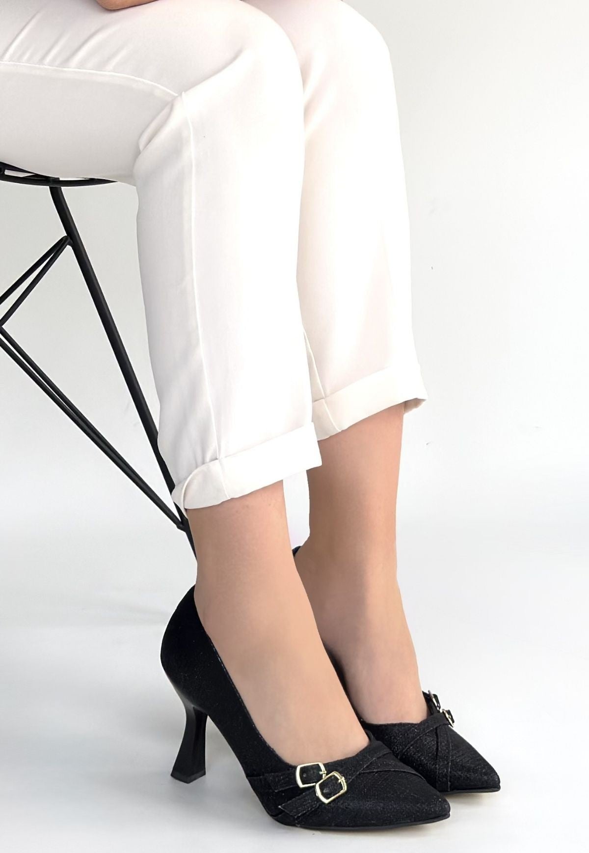 Wenda Siyah Simli Şık Topuklu Ayakkabı