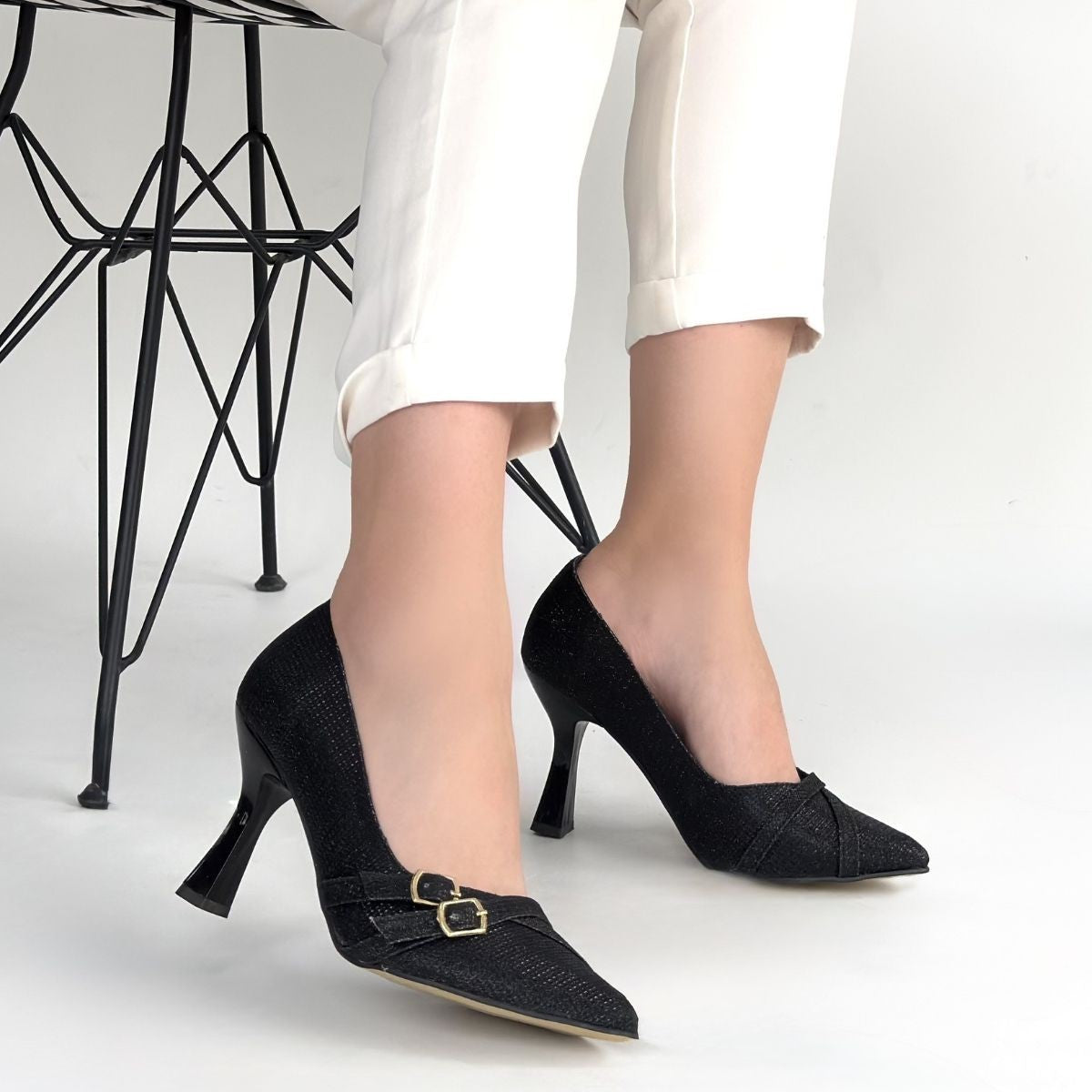 Wenda Siyah Simli Şık Topuklu Ayakkabı