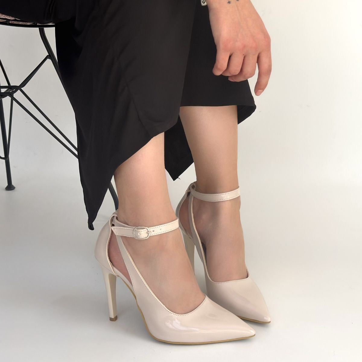 Wenni Kadın Bej Rugan Stiletto