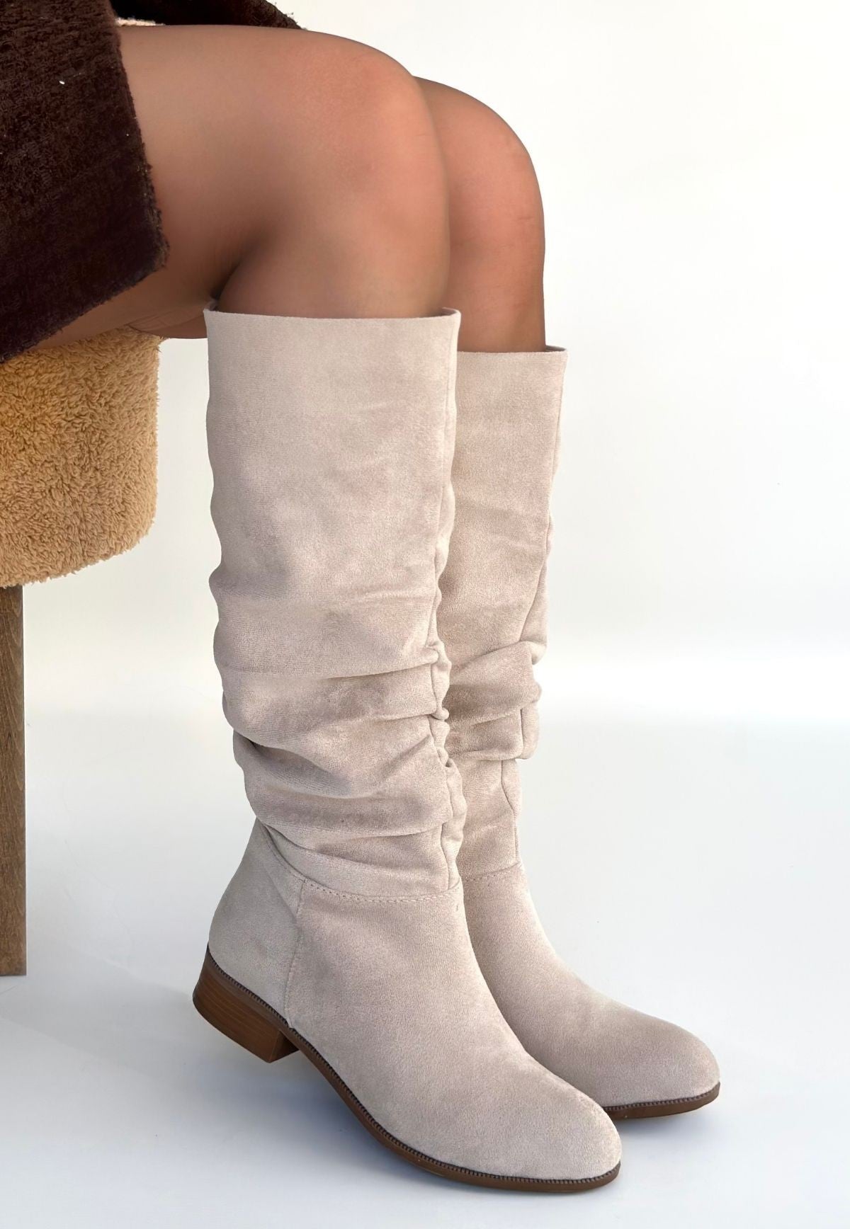 Winda Kadın Bej Süet Körüklü Kahverengi Topuklu Çizme