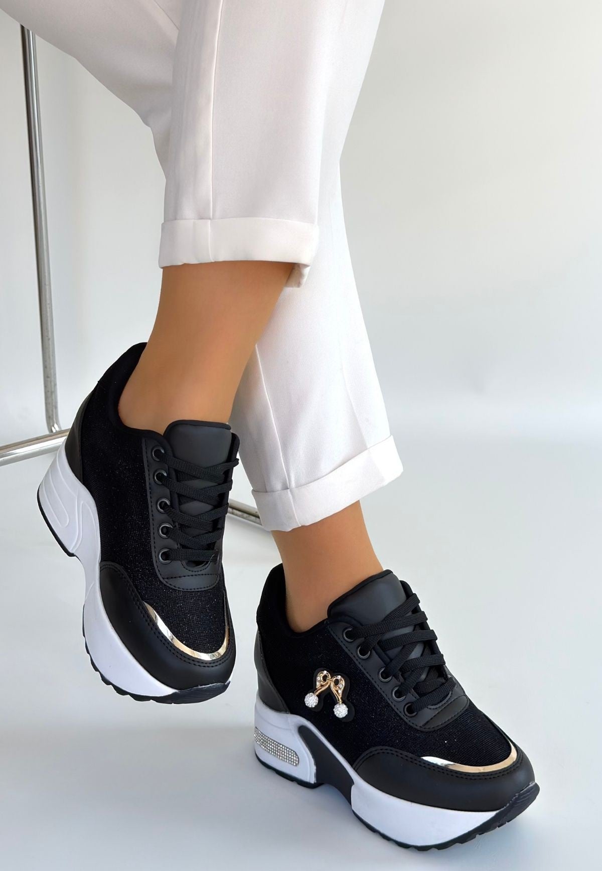 Wody Kadın Siyah Simli Bağcıklı Gizli Topuklu Spor Ayakkabı