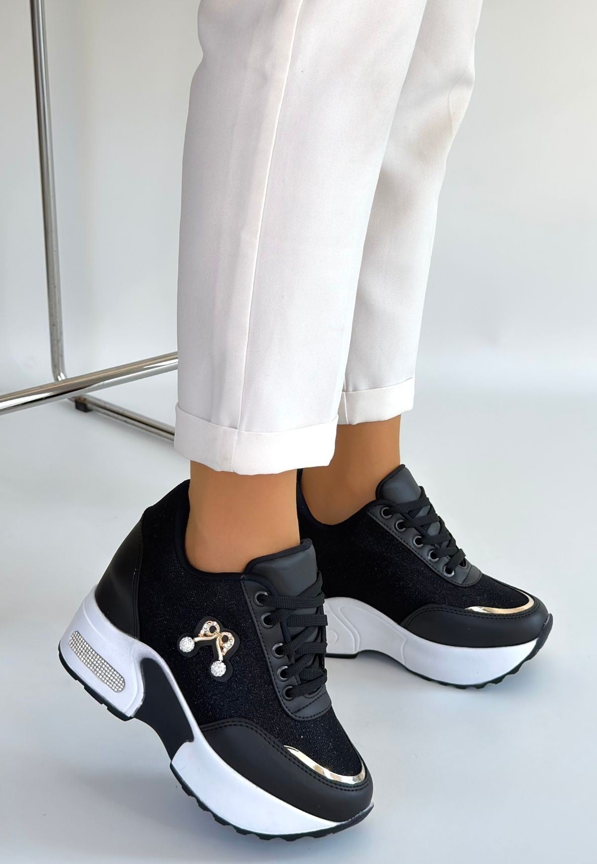 Wody Kadın Siyah Simli Bağcıklı Gizli Topuklu Spor Ayakkabı