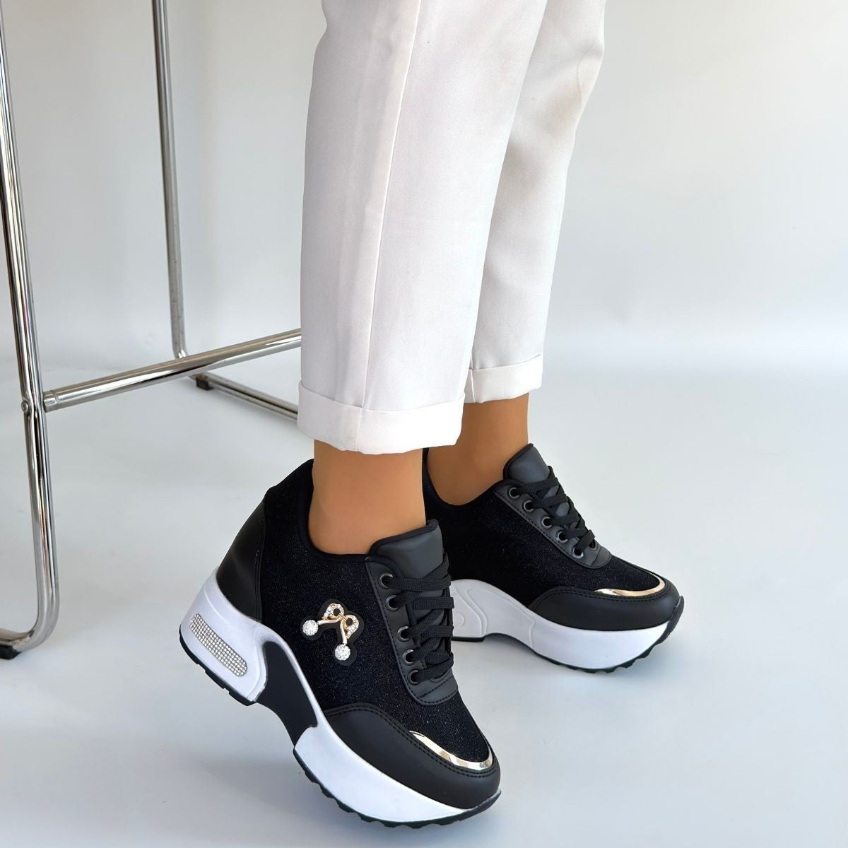 Wody Kadın Siyah Simli Bağcıklı Gizli Topuklu Spor Ayakkabı