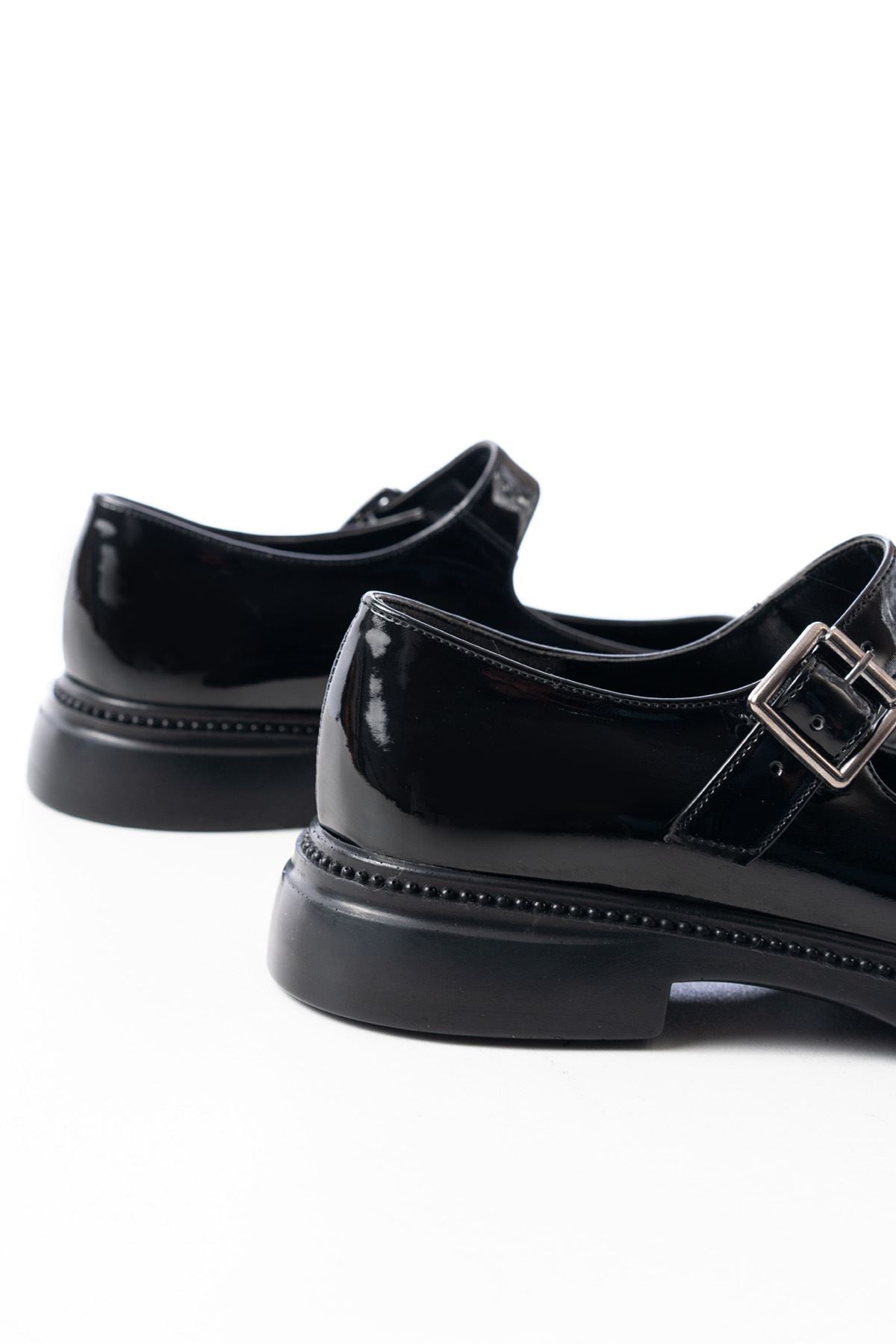 Hakesis Siyah Rugan Günlük Babet Ayakkabı