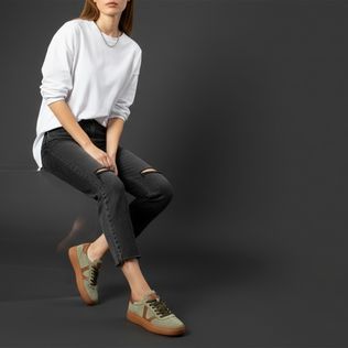 Kadınlar için rahat ve günlük kullanıma uygun konforlu ve rahat babet ve günlük ayakkabılar 