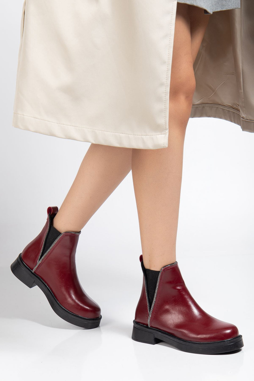 Thenar Bordo Kırışık Rugan Taş Aksesuarlı Lastikli Kadın Bot