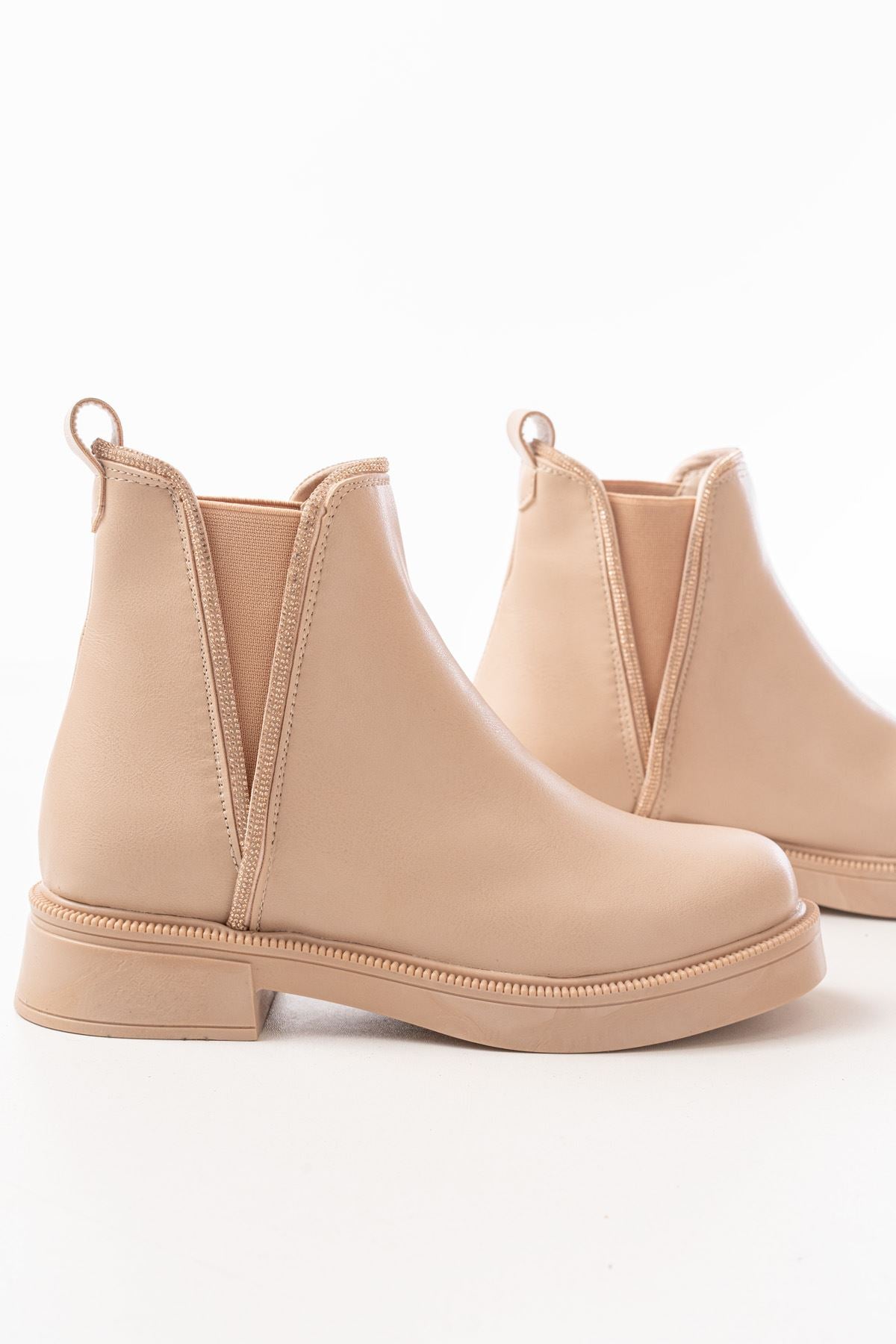 Thenar Nut Taş Aksesuarlı Lastikli Kadın Bot